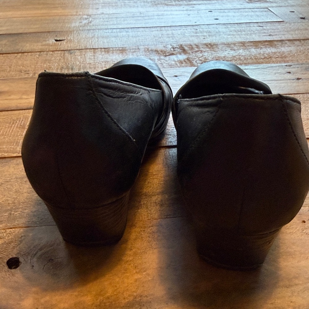 Clarks Black Women's Shoes - Picture 4 of 8